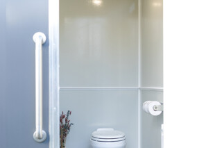 High Quality Rentals - Washroom Trailer