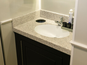 High Quality Rentals - Washroom Trailer